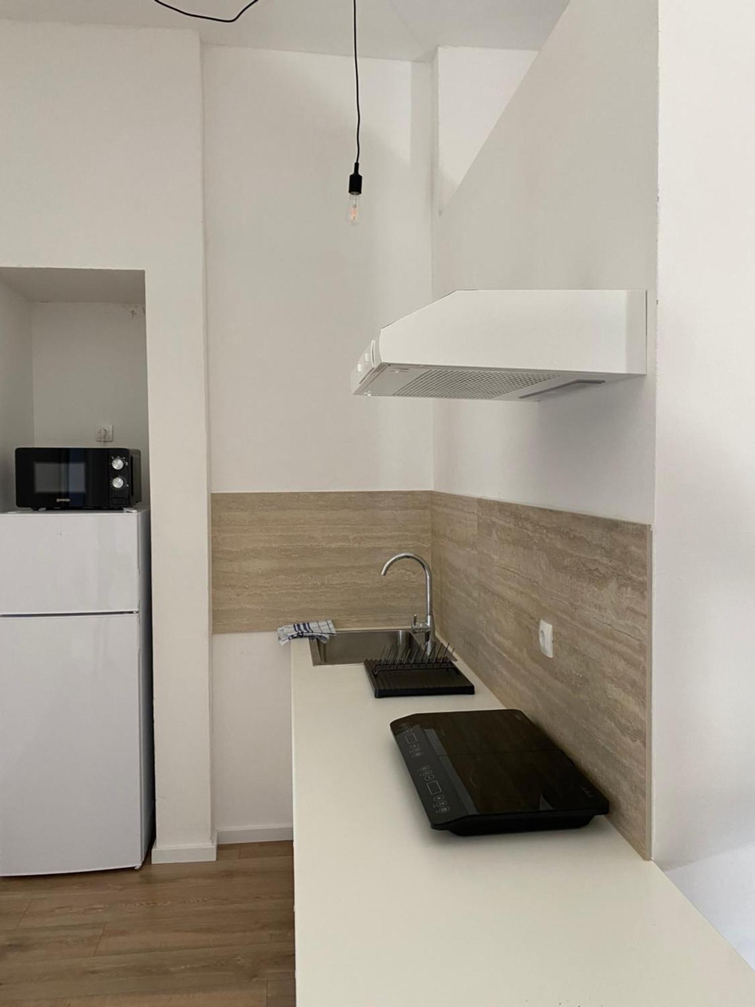 Twenty-Punat Apartments エクステリア 写真